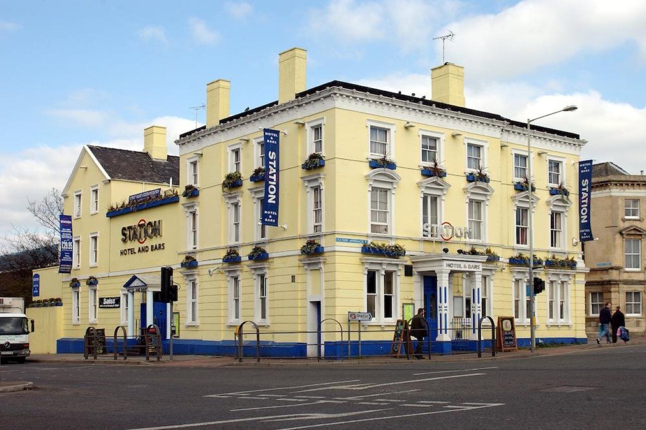 Station Hotel Gloucester Exterior photo